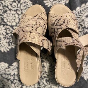 Matisse Cream and Brown Sandals with Floral Pattern